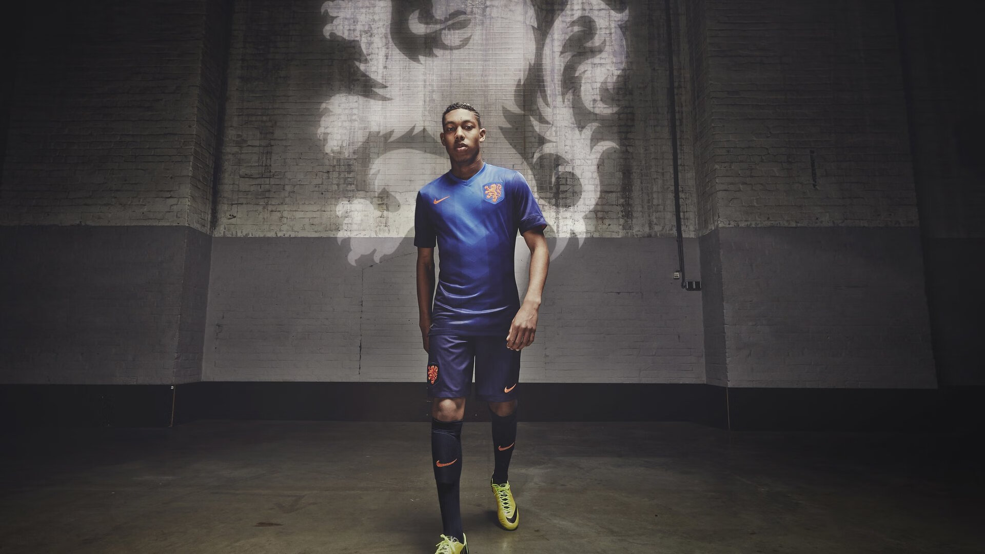 球场空间拉开的战术设计要点，球场空间拉开的战术设计要点有哪些